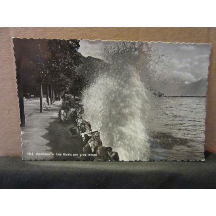 LES QUAIS PAR GROS TEMPS, MONTREUX, SWITZERLAND unused postcard RP #