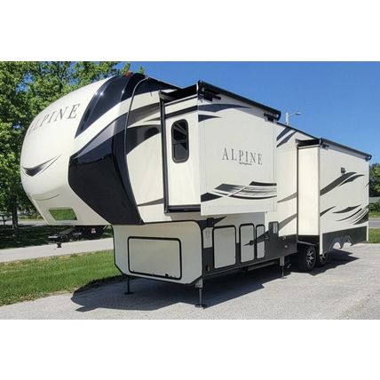 2019 Keystone Alpine 3401RS