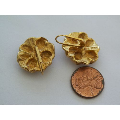 E. PEARL GOLDTONE LAMINATED FLORAL EARRINGS
