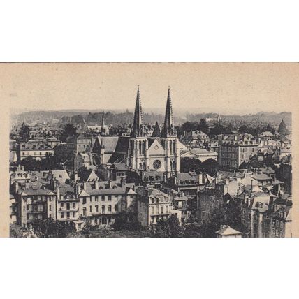 Pau La Cathedrale France Postcard unused VGC