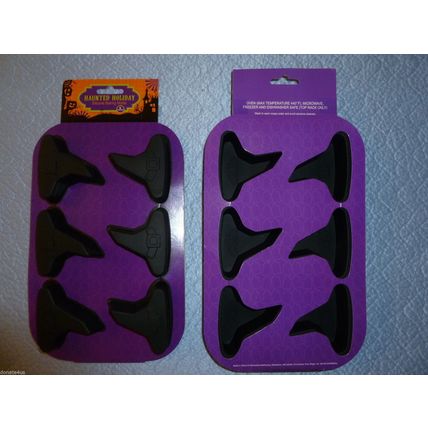 "2 NEW HAUNTED HALLOWEEN WITCHES HAT SILICONE BAKING MOLDS MUFFIN PANS CUPCAKE"