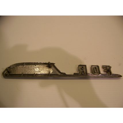 1950 's FORD B-500 EMBLEM OEM #9121012-A RH RAT ROD MAN CAVE