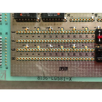 NEW EATON D520BC14,CUTLER HAMMER 8136-LG581-X,DIRECTROL INTERFACE AUGAT,FK,EY
