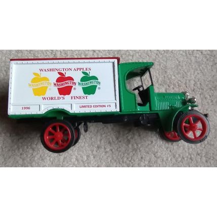 1925 Kenworth Truck Coin Bank with Key, Die Cast Metal, Comes in Orignal Box