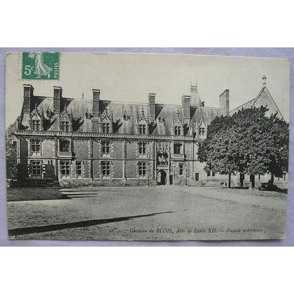 1910 postcard Chateau de Blois