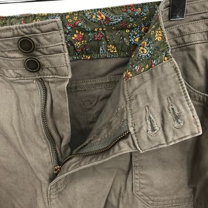 Dakota Blue Women's Mid Rise Stretch Flat Front Shorts Olive Size 16 Casual