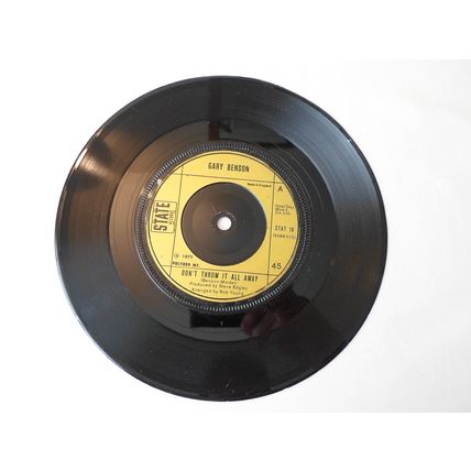 7" 1975. GARY BENSON. DON'T THROW IT ALL AWAY. STATE .STAT 10. EXCELLENT