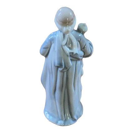 10 Piece Porcelain Nativity Beautifully Handpainted Underglazed Finish Pre-owned