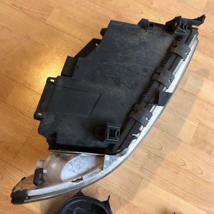 Audi D2 A8L S8 A8 Left Driver Side HID Headlamp 4D0941003