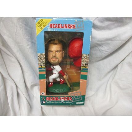 1998 Headliners XL Mark McGwire St Louis Cardinals Figurine WHITE UNIFORM