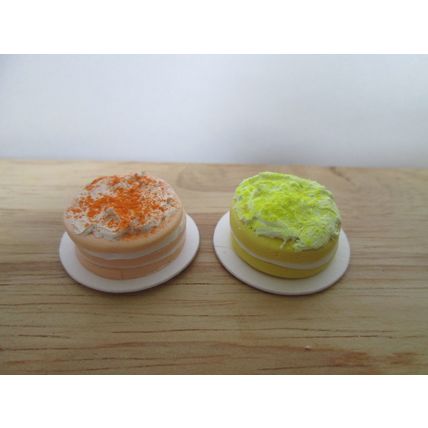 DOLLS HOUSE MINIATURE FOOD ORANGE AND LEMON CAKES - 12TH SCALE Handmade