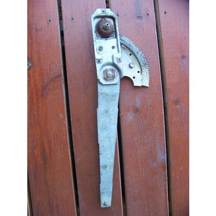 1973 DODGE DART 4 D LF WINDOW REGULATOR OEM 74 75 76 PLYMOUTH VALIANT