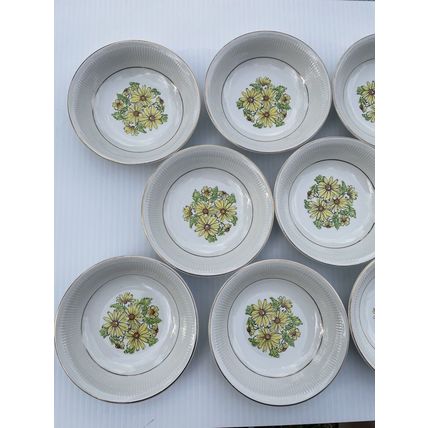 VTG MCM- 11 Fruit/Dessert Sauce Bowls Staffordshire England 5” Summertime Yellow