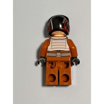 LEGO Star Wars Poe Dameron Minifigure Pilot Jumpsuit and Helmet sw0658 75102