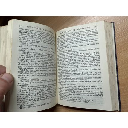 VINTAGE ALEXANDRE DUMAS THE VICOMTE DE BRAGELONNE FICTION FAUX LEATHER BOOK (P3)