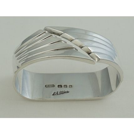 Robert Edgar Stone Napkin Ring, Sterling Silver, London 1955, 58mm, 50g.