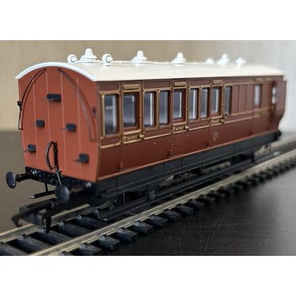 Hattons H4-4BT-1601B Genesis 4 Wheel Brake 3rd LBSCR Umber - BNIB