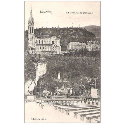 65 - Lourdes - LA GROTTE ET LA BASILIQUE