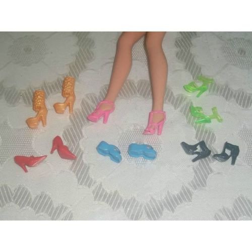 6 Pairs Of Barbie Shoes - Fits Older Barbie's Very Good New - Lot #3