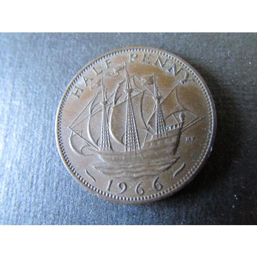 1966 QUEEN ELIZABETH II HALFPENNY. E