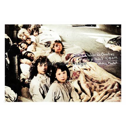 ptc2472 - Yorks. - Evicted, Sad Little Girls Faces in Kinsley Hotel - print 6x4