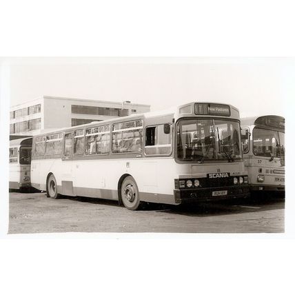 Black & White Photograph of Newport Corporation Transport - RUH 18Y