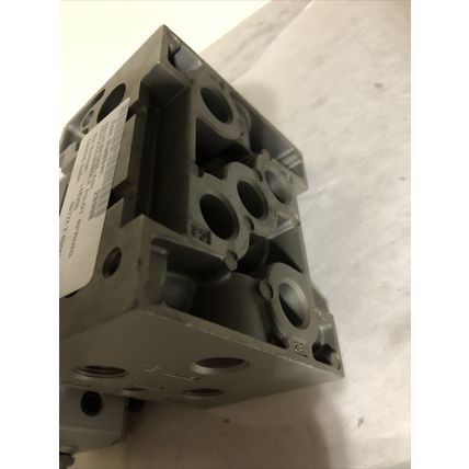 NEW SMC NV8A4224-21A VALVE SMC NVSA4224-21A,FF