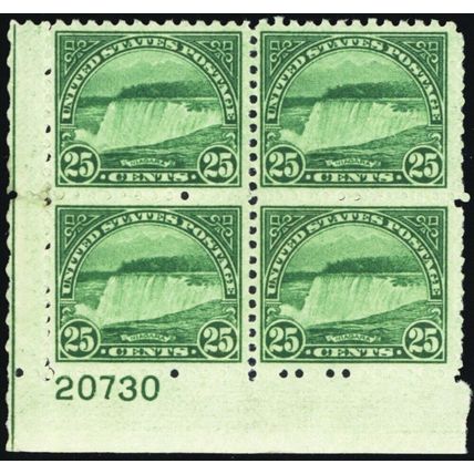 699, Mint NH 25¢ Plate Block of Four Stamps CV $60 .. Stuart Katz