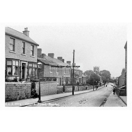 pt1035 - Church Street , Royston , Yorkshire - print 6x4