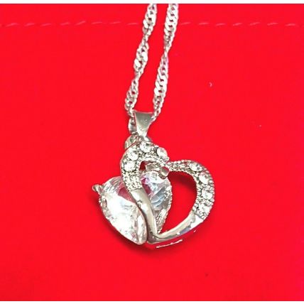 Beautiful Double Heart White Topaz 18K White Gold Plated Crystal Necklace