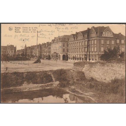 Entrée de la Ville, Ypres, 1926 - J Versailles CPA