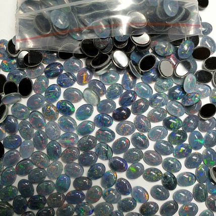 52016 - 300 Opal Triplets 8x6 mm Oval Cut from Natural Central Australian Opal