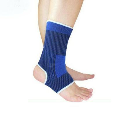 2PCS Quality Ankle Bandage Kick The Ball Protector Portable Foot Protection UK
