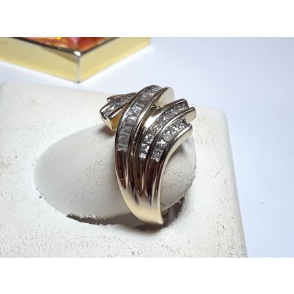 1.00cttw Natural Baguette & Round Diamond 5 Row Bold Channel 10Kt YG Ring#15715