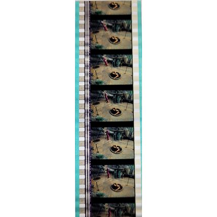 Pk DAU - B - MIX - F 0134d . - 1 STRIP OF 5 - 35MM FILM CELLS. ( )