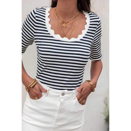 Black Striped Contrast Scallop Trim Half Sleeve T-shirt