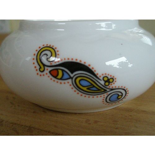 Pretty Irish Royal Tara Tea Light / Candle Holder