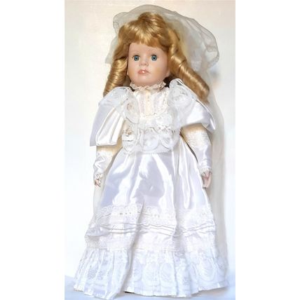 LEONARDO PORCELAIN BRIDE DOLL - SILKY SATIN DRESS + VEIL - 41 cm tall VERY GOOD