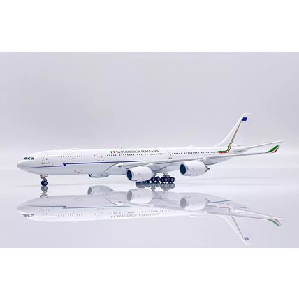 A340-500 ITALIAN AIR FORCE REG: I-TALY WITH ANTENNA - JCWINGS LH4306 1/400