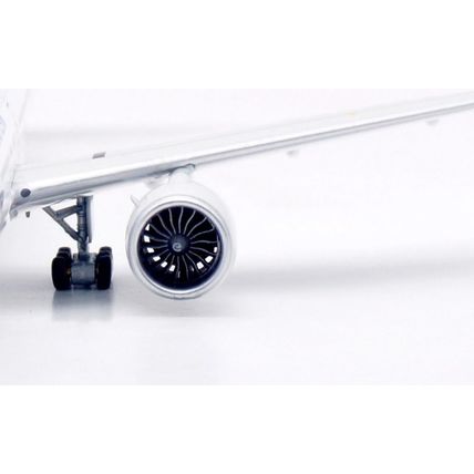 B777-39PER CHINA EASTERN AIRLINES B-2025-AVIATION 400 AV4300 1/400 PRE ORDER