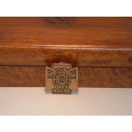 Pre Owned Gold Color Harley Davidson Hog House Pin