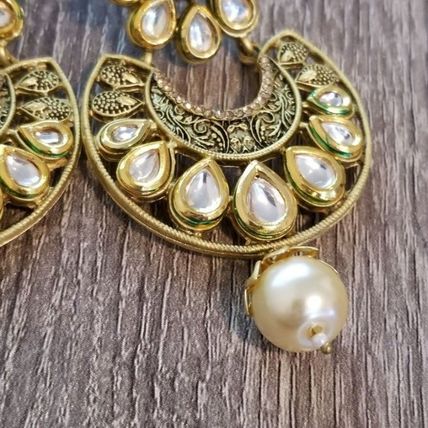 Round rhinestone Earrings