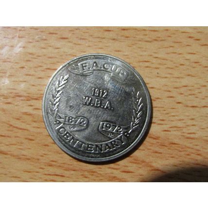 Barnsley fc F.A Cup Centenary 1872-1972 Medal (e665)