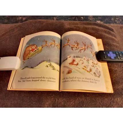 Little Golden Book Walt Disney Santas Toy Shop By Mary Reed PhD (A) Edition 1950