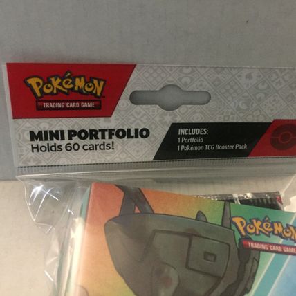 NEW Pokemon Scarlet & Violet Obsidian Flames Mini Portfolio & Charizard Booster