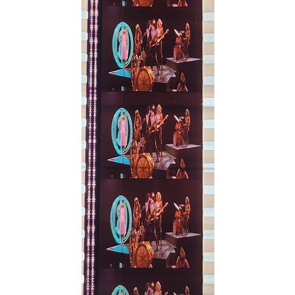 AEROSMITH. Pk MTP - A028b. 1 STRIP OF 5 - 35MM FILM CELLS.