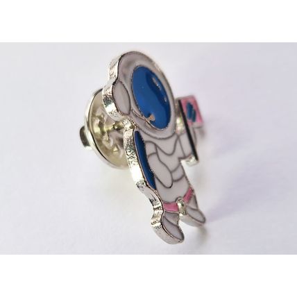 Novelty Spaceman Astronaut cartoon metal novely lapel pin badge