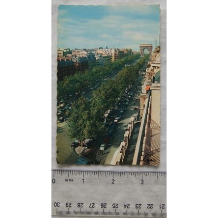 1959 postcard Paris, L'Avenue de Champs - Elysees