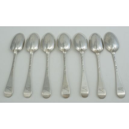 Seven 7" Queen Anne Silver Dessert Spoons, London 1708, Isaac Davenport, 295g.