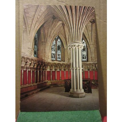 THE CHAPTER HOUSE, LICHFIELD CATHEDRAL .unused postcard by Pitkin #